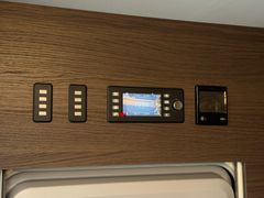 Adria Supersonic 780  DL *Leder*AHK*A/C*Markise*Mj '26