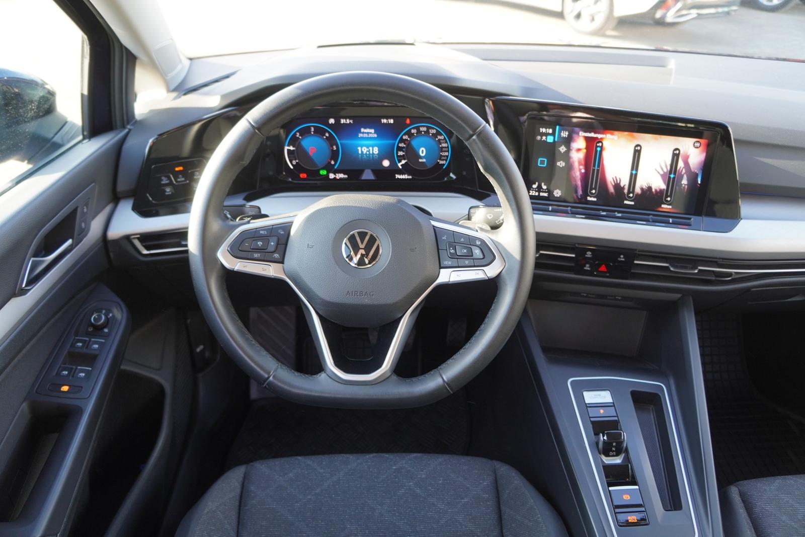 Volkswagen Golf VIII Variant 2.0 TDI DSG Life Standheizung, миниатюра 13