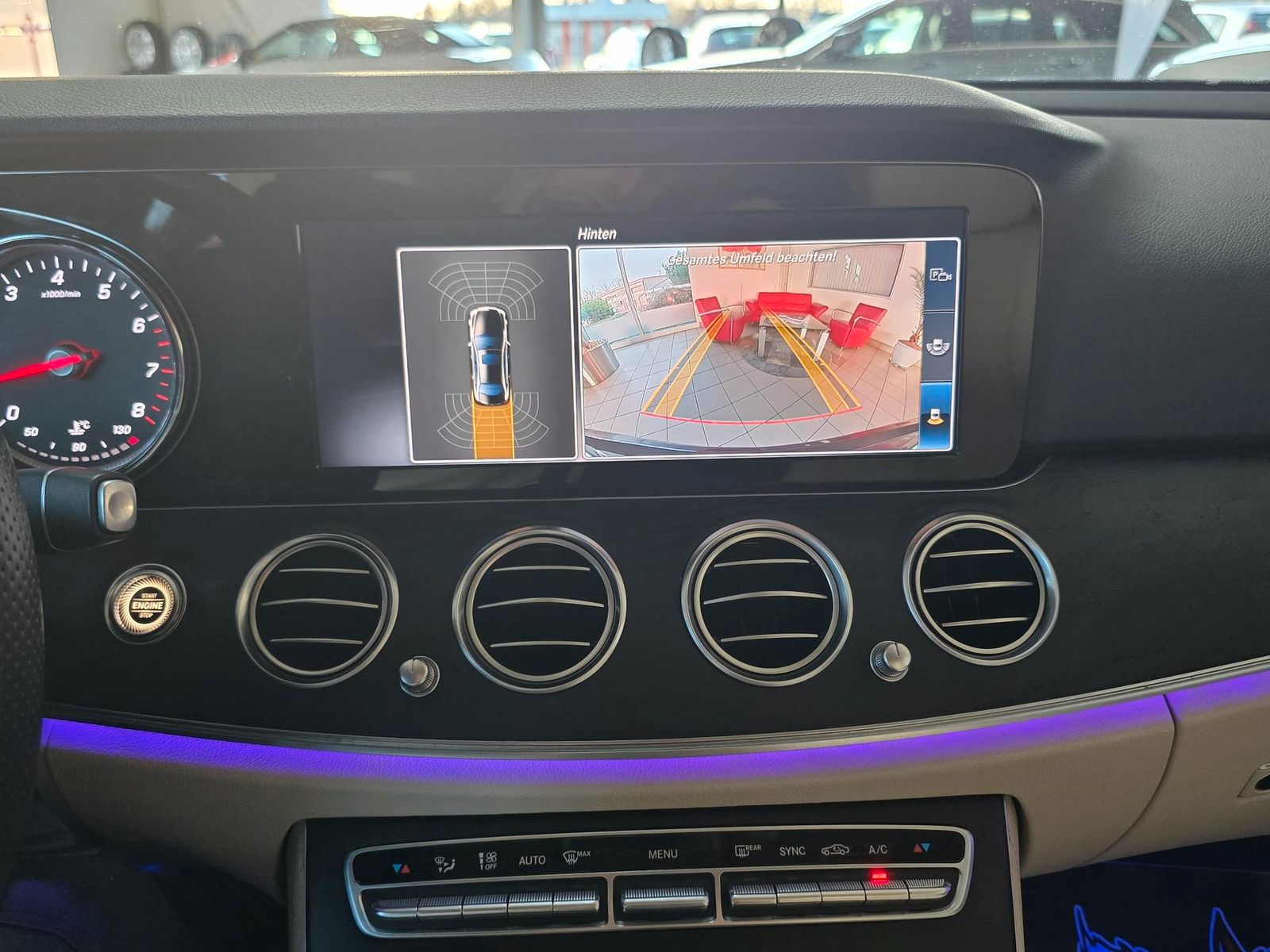 Fahrzeugabbildung Mercedes-Benz E200 Lim. AMG/Burmester/Airmatic/HuD/Multibeam