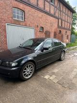 BMW Verkauf eines BMW in sehr gutem Zustand - gebrauchte BMW 118 aus dem Jahr 2004