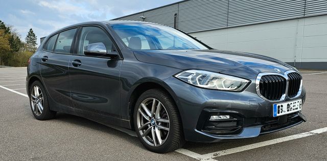 BMW 118i Sport Line Sport Line