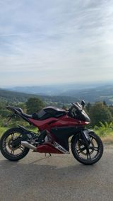 Yamaha YZF-R125 | leicht beschädigt - Angebote entsprechen deinen Suchkriterien