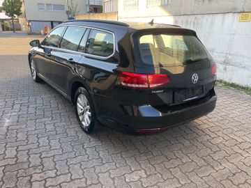 Volkswagen Passat Variant - 7