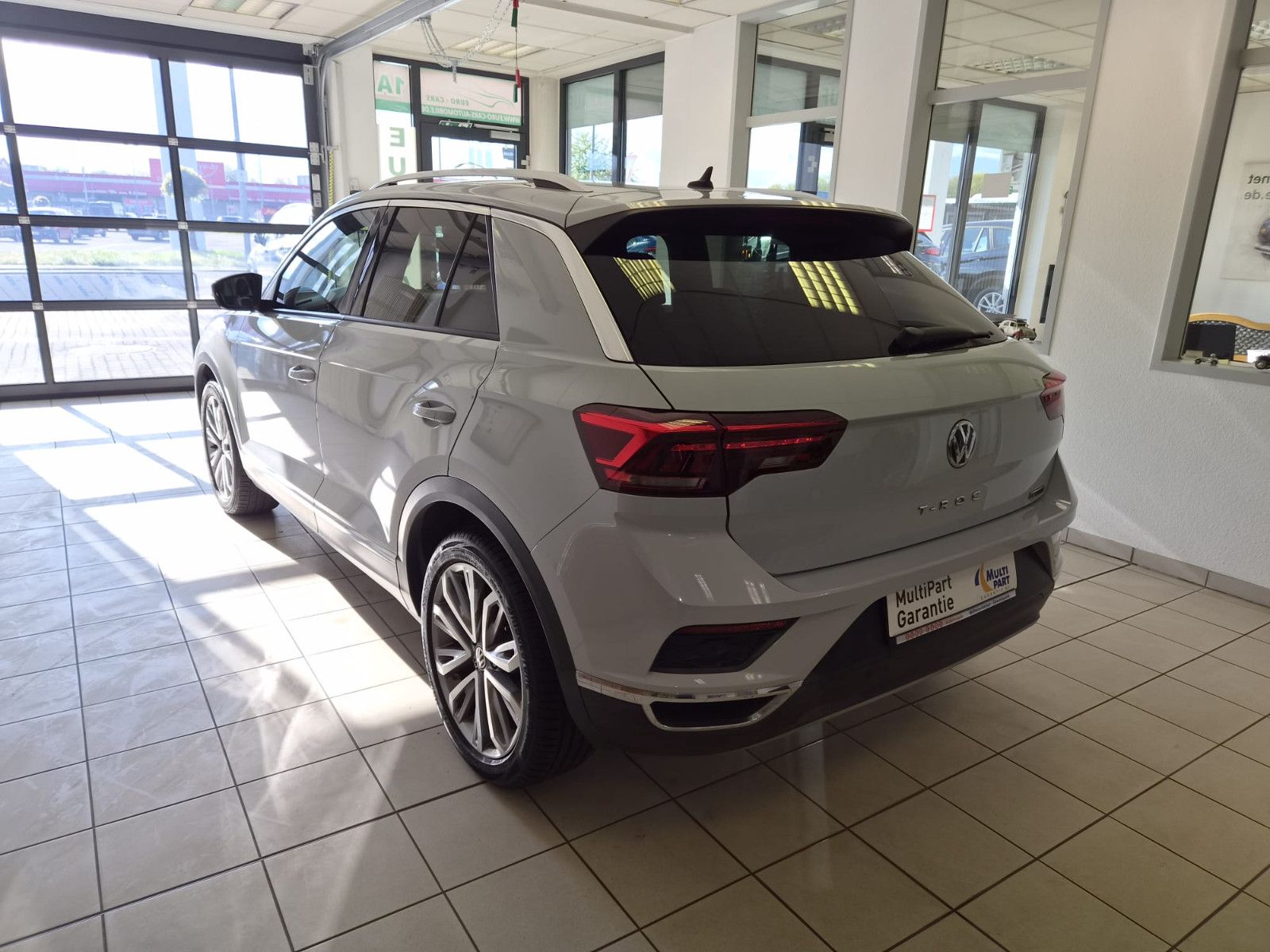 Fahrzeugabbildung Volkswagen T-Roc Sport 4Motion / LED / SCHECKHEFT
