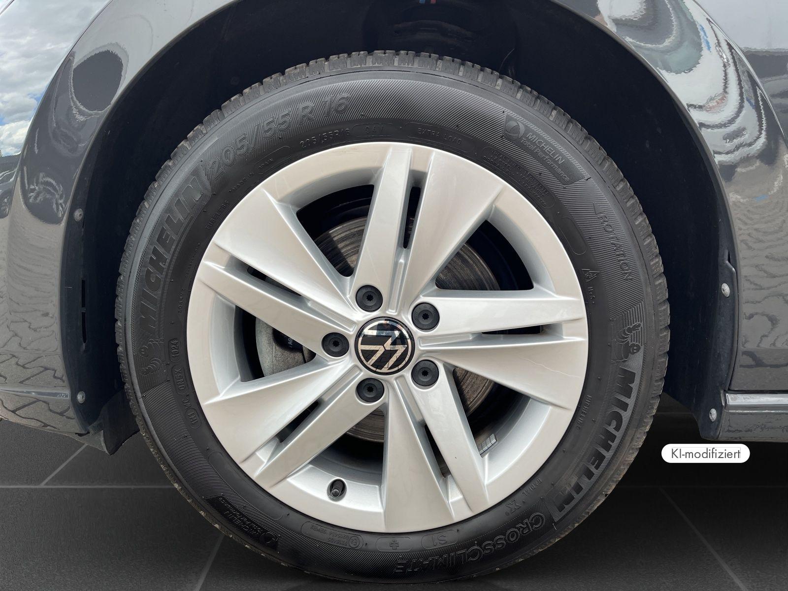 Volkswagen Golf VIII Variant 1,0 TSI DSG NAVI/Lane Assist/L, миниатюра 8
