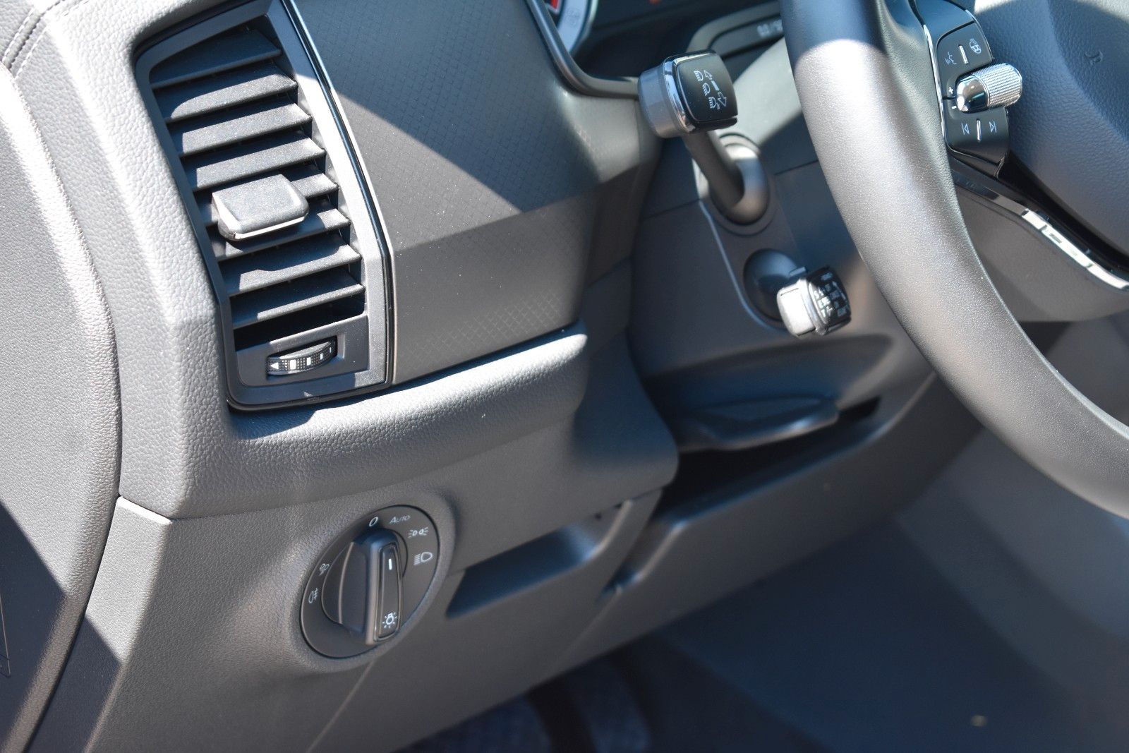 Fahrzeugabbildung SKODA Kodiaq Clever 4x4 Autom. LED Keyless ACC DAB+