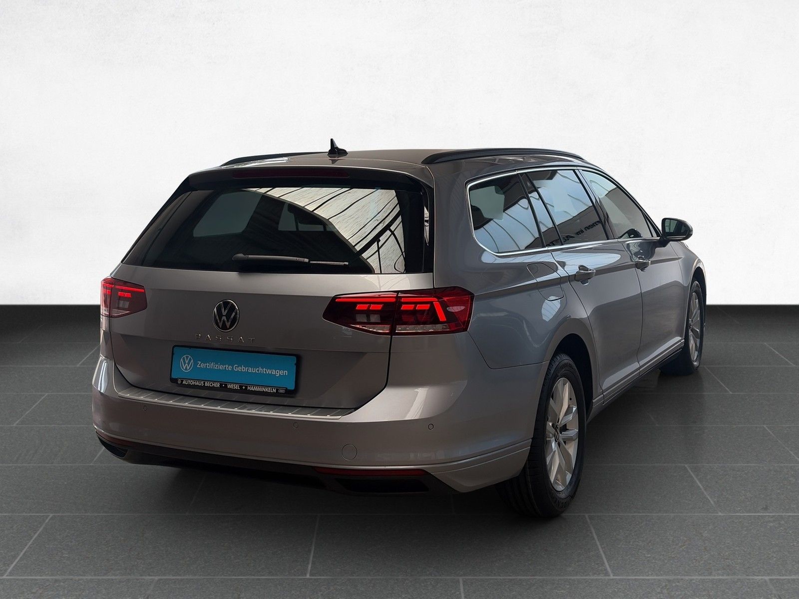 Volkswagen Passat Variant Business 2.0 TDI DSG AHK Navi foto 4