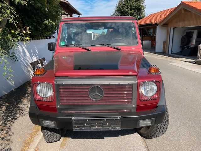 Mercedes-Benz G 300