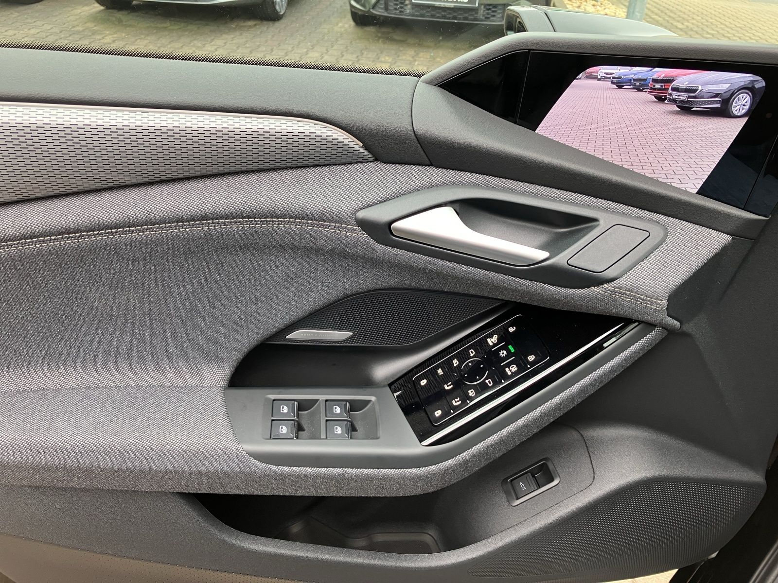 Fahrzeugabbildung Audi A6 e-tron Avant performance 270 kW