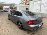 Volvo S90 B5 D AWD Geartronic R-Design R-Design - Volvo S90: Von Privat