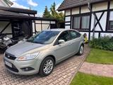 Ford Focus 1.6 Ghia mit Klima - Ford Focus aus 2009: Ghia