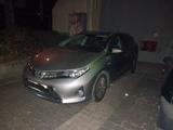 Toyota Auris Hybrid Auto - Toyota 4-Runner: Automatik