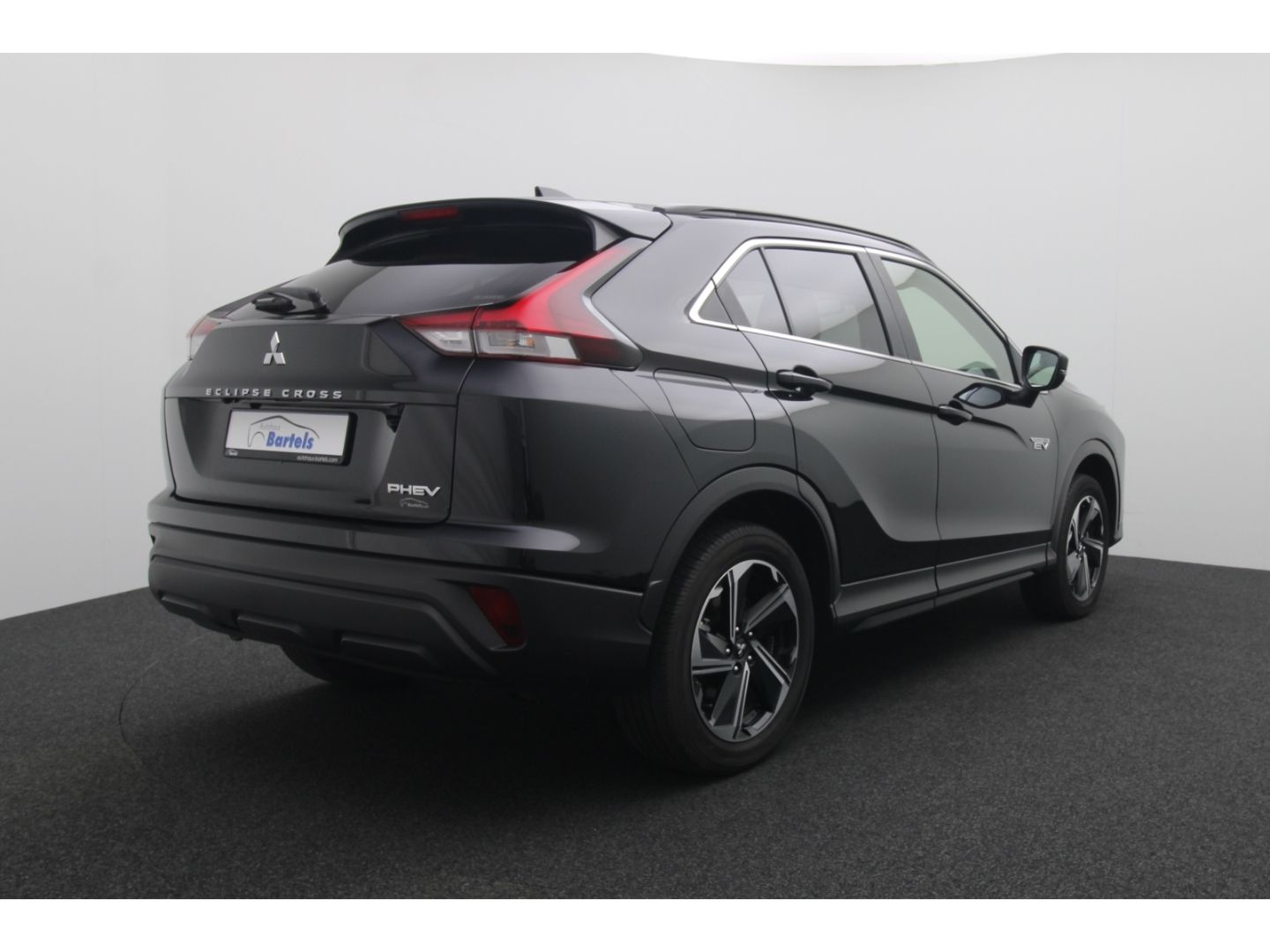 Fahrzeugabbildung Mitsubishi Eclipse Cross 2.4 Basis Hybrid 4WD