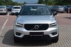 Fahrzeugabbildung Volvo XC40 R-Design D4 AWD *STHZ*AHK*360*DAB*LED*