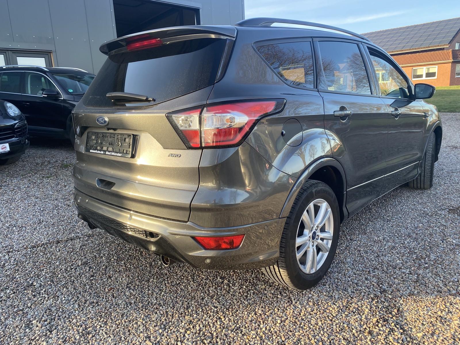 Ford Kuga ST-Line Autom 4x4