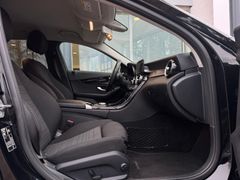 MERCEDES-BENZ C 180 d T-Modell / KAMERA / NAVI / AVANTGARDE MERCEDES-BENZ C 180 d T-Modell / KAMERA / NAVI / AVANTGARDE