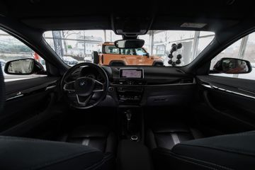 Bild 18 BMW X2 xDrive 25 e Advantage Plus PHEV