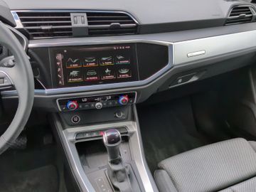 Audi Q3 - 10