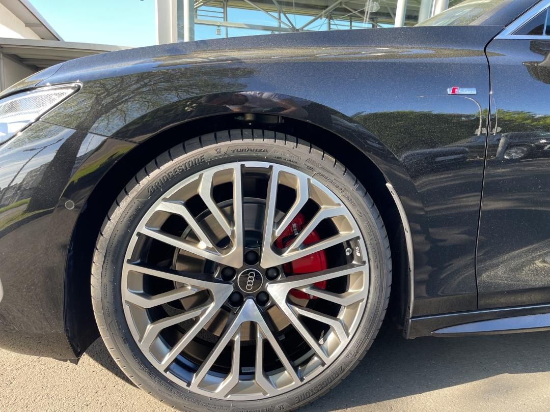 Fahrzeugabbildung Audi A6 Avant 3.0 TFSI quattro 360,HUD,Kamera,LED,LM