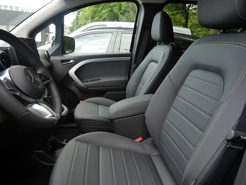 Mercedes-Benz T 180 PROGRESSIVE KLIMA NAVI LED STANDARD AHK