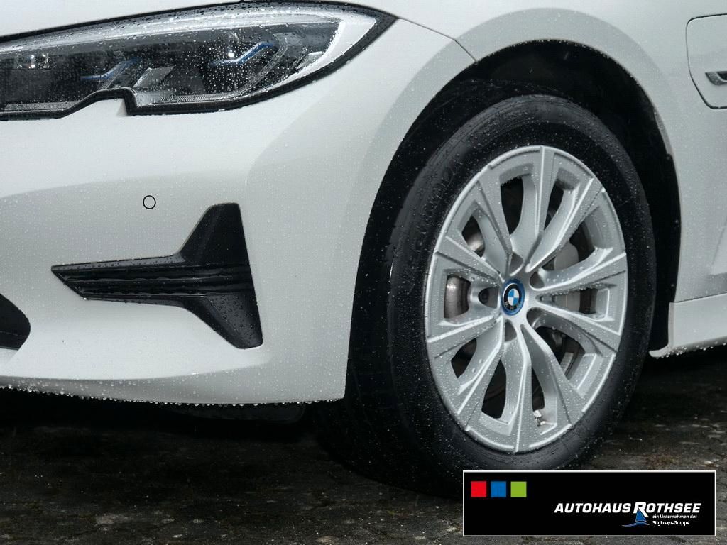 BMW 330 e Touring Advantage Steptron. HUD+LASERLICHT foto 10