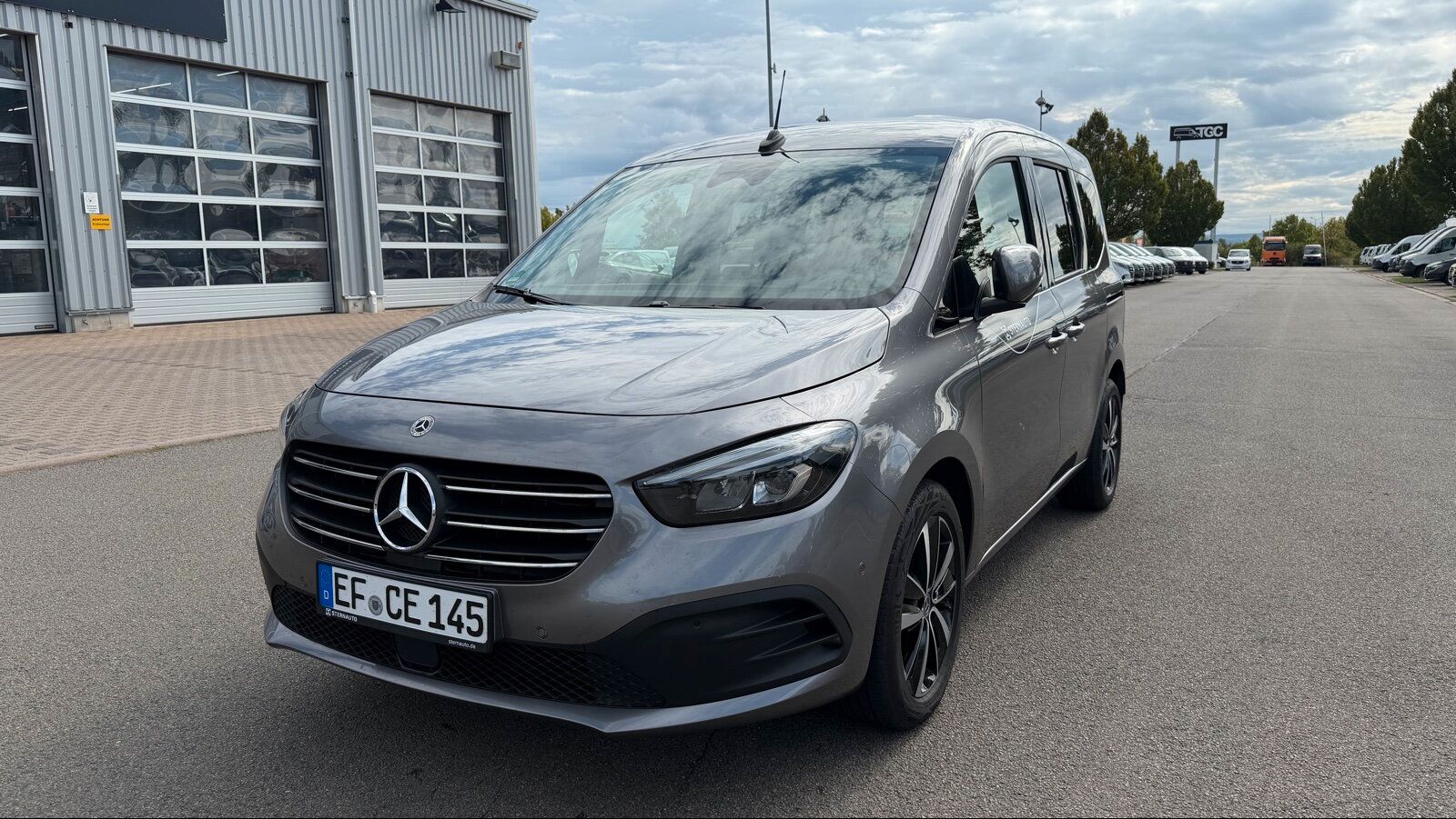 Mercedes-Benz T180d PROGR+LED+NAVI+KAMERA+KLIMA+SITZHZG+TOTWIN imagem 2