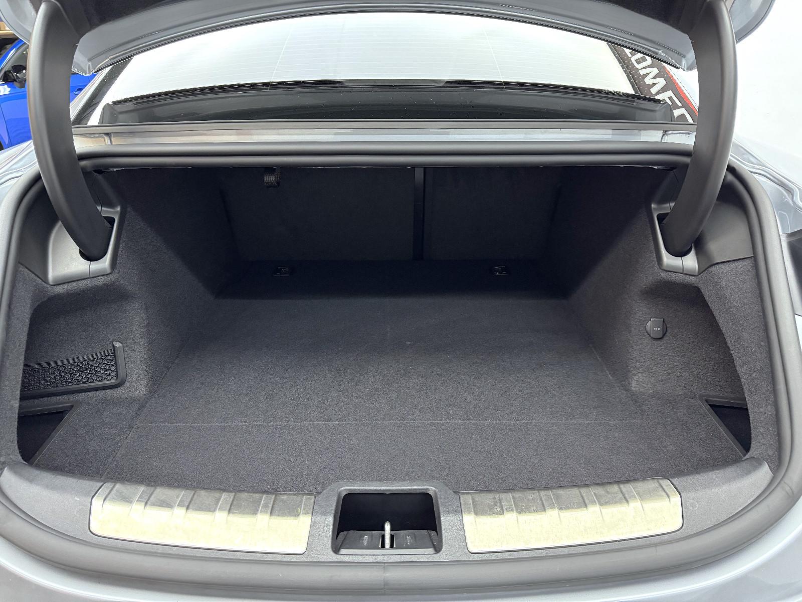 PORSCHE TAYCAN 4 S PERFORMANCE 571 CH 4X4 BVA - TOIT PANORAMIQUE - BOSE - HISTORIQUE ENTRETIEN COMPLET