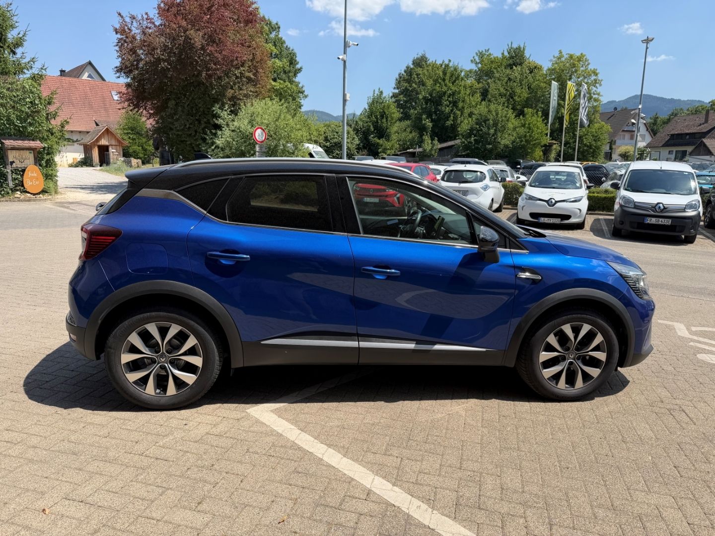 Fahrzeugabbildung Renault Captur II Edition One TCE 140 EDC Navi Leder Dig