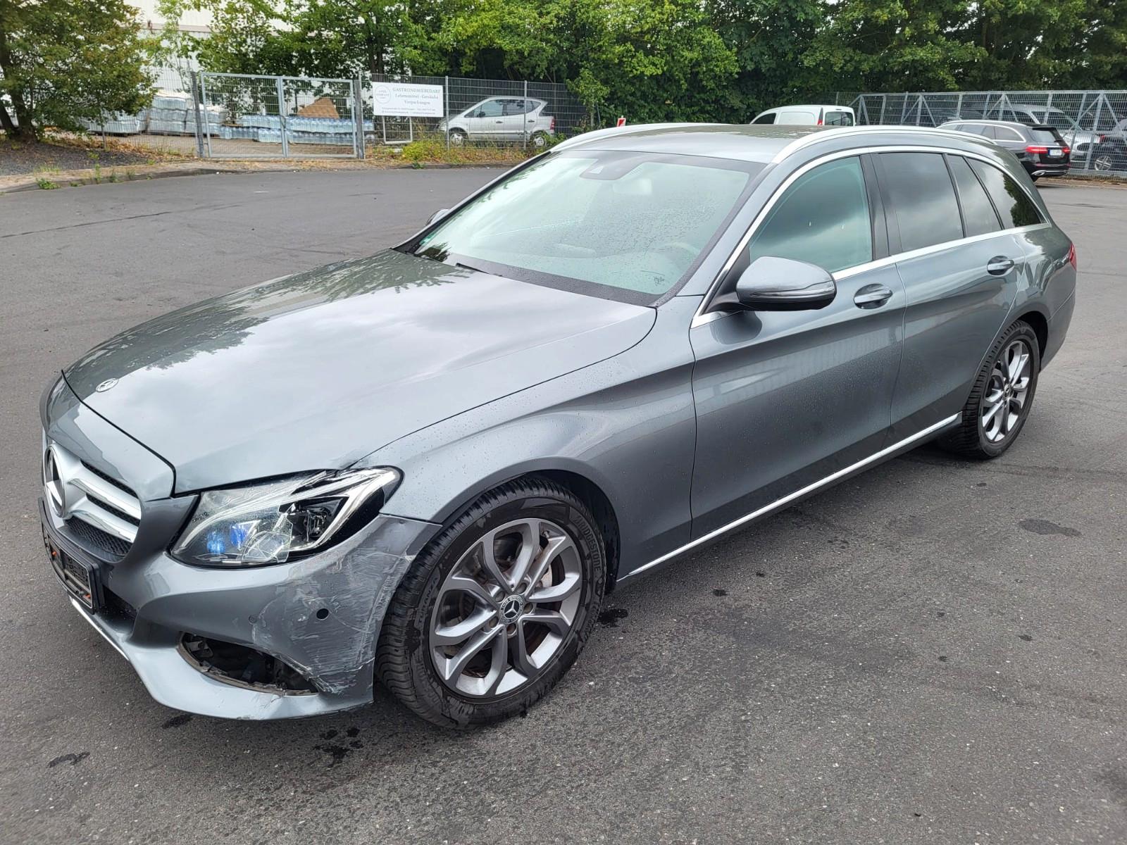 Mercedes-Benz C 200 C T-Modell C 200 CGI