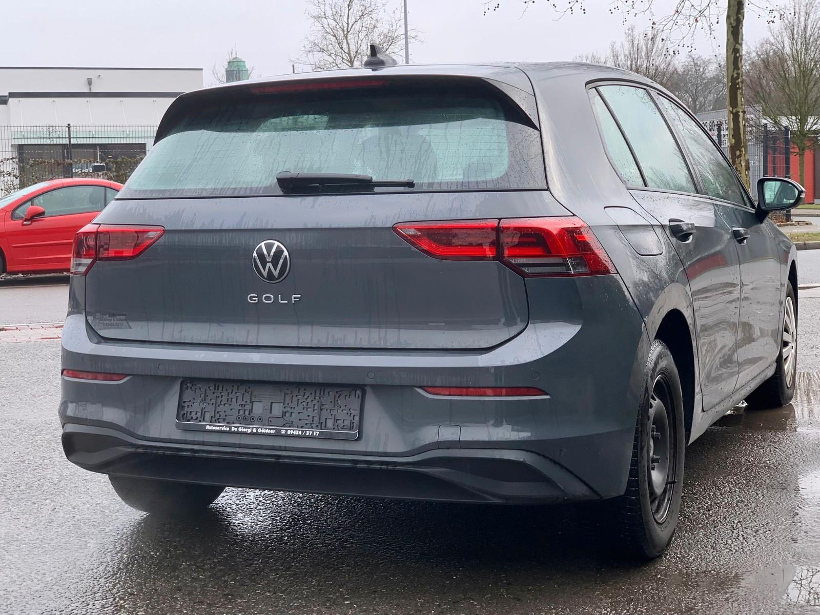 Volkswagen Golf VIII Lim. Life ~ACC~3-ZONEN-KLIMAAUT.~58TKM