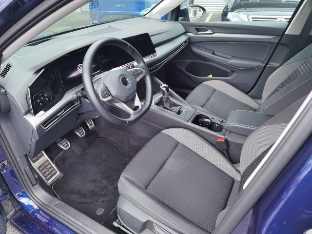 Golf 8 1.5 TSI BMT Active NAVI+Kamera 6-Gang