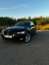 BMW 330xi E92 Coupe 152k km 272hp Full History - BMW 330 aus 2007: Coupe