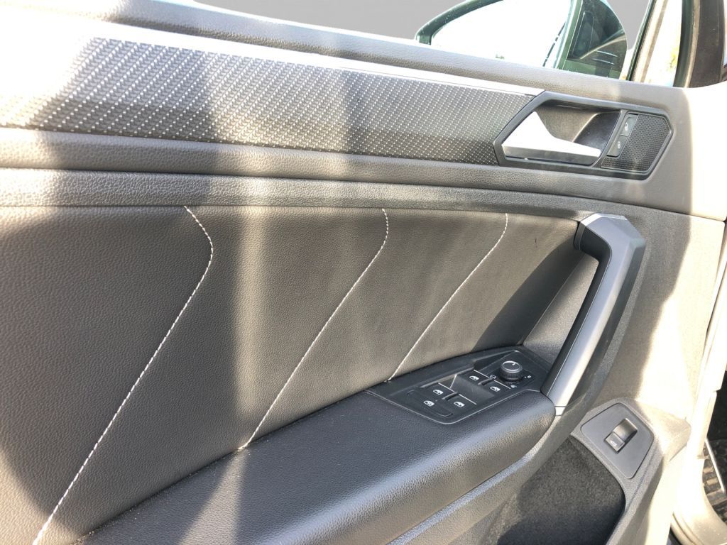 Fahrzeugabbildung Volkswagen Tiguan 2.0 TDI SCR 4MOTION DSG R-Line