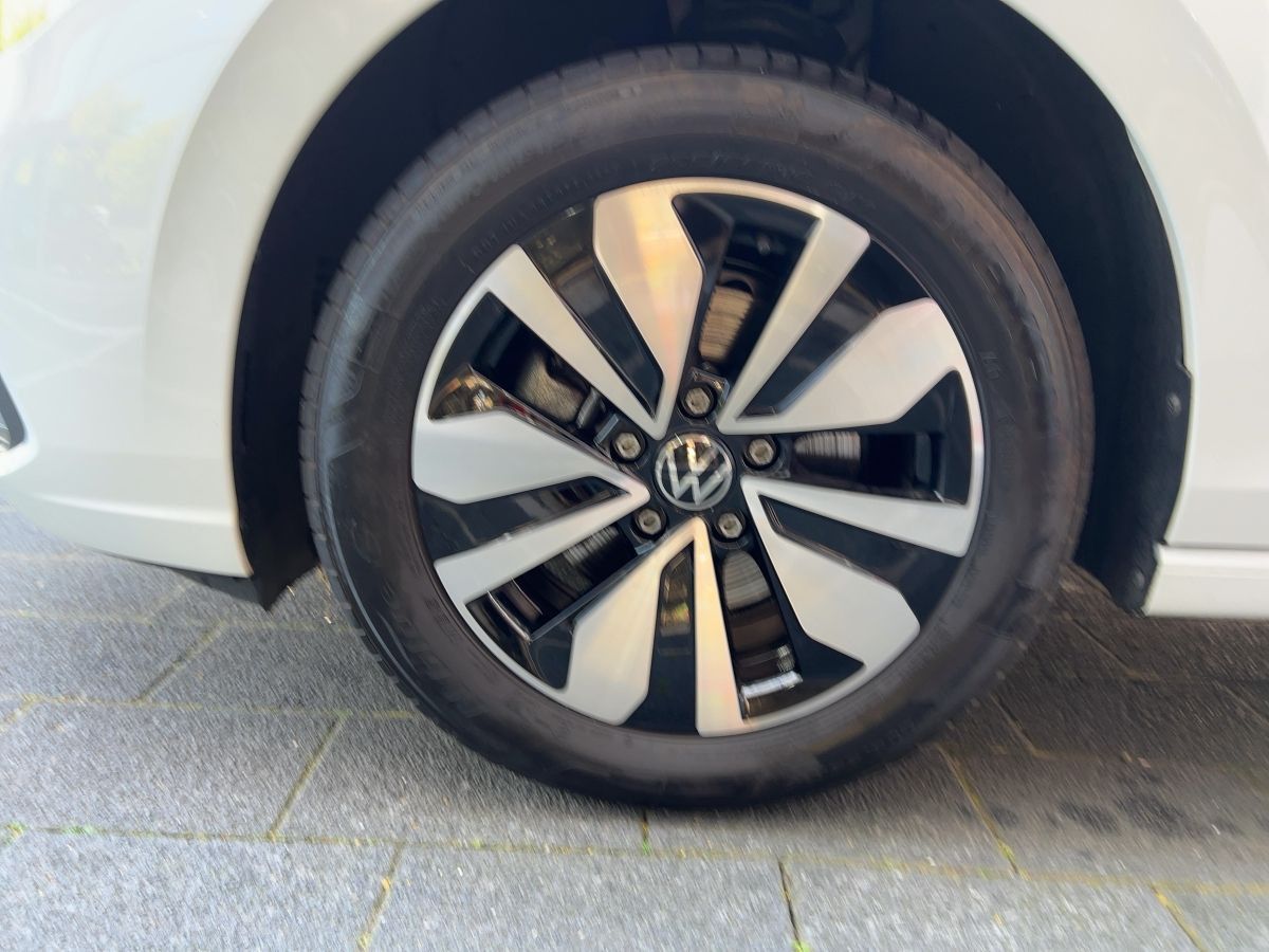 Volkswagen Golf VIII Move 1.0 eTSI DSG Kamera Sitzheizung foto 15