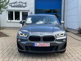 BMW X2 xDrive18d M Sport, M Sportpaket - mit Diesel-Antrieb: Grau, Sportpaket
