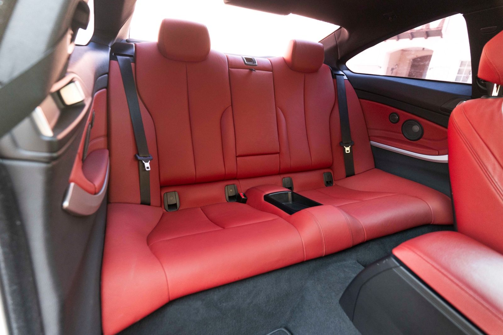 Fahrzeugabbildung BMW 430i Coupé M-SPORTPAKET HUD KAM LED H&K TOTW