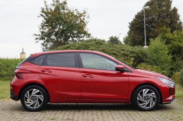Hyundai i20 1.2 KLIMAAUTOMATIK-ALU16-NAVI-KAMERA-SHZG.-