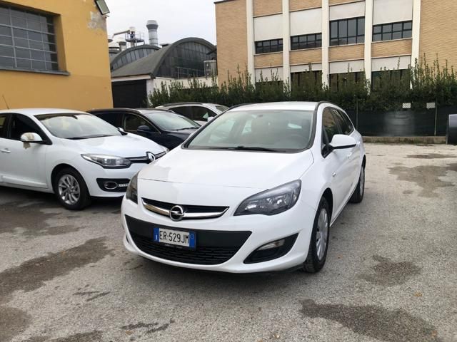 Opel OPEL Astra 1.7 CDTI 110CV Sports Tourer Business