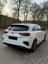 Kia Ceed 1.4 T-GDI GT Line/ 1. HAND/ VOLL/ PANORAMA - Kia cee'd / Ceed von privat
