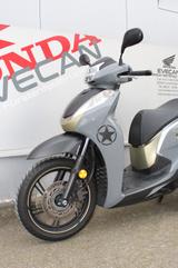 Honda SH300i *Air Force* scheckheftgepflegt - ROLLER 300