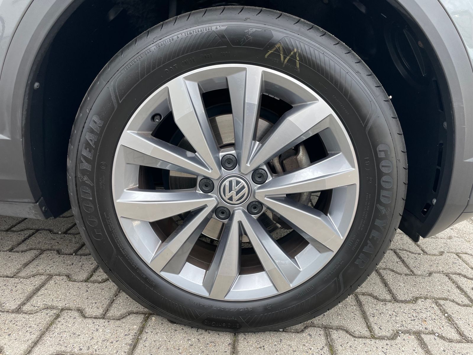 T-Roc 1.5 TSI DSG Style AHK/17-ZOLL/LED/APP/ACC/