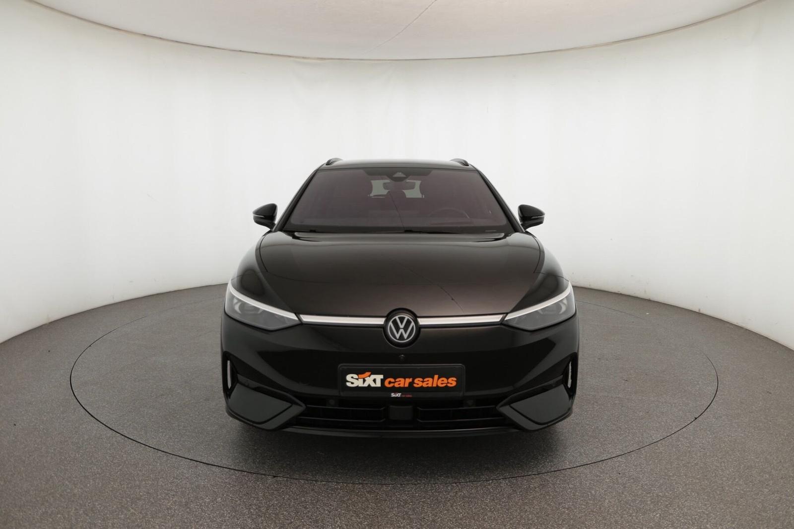 Volkswagen ID.7 Tourer Pro 77kW|Matrix|Wärmepumpe|360°|AHK