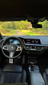 BMW M135i XDrive  - BMW 1er Reihe mit Benzin-Antrieb: Kleinwagen, Automatik