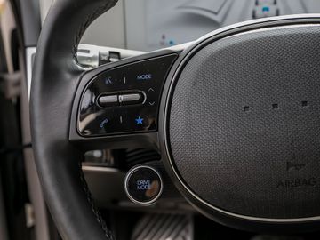 Hyundai Ioniq 5 Uniq Elektro 4WD Autobahnassistent