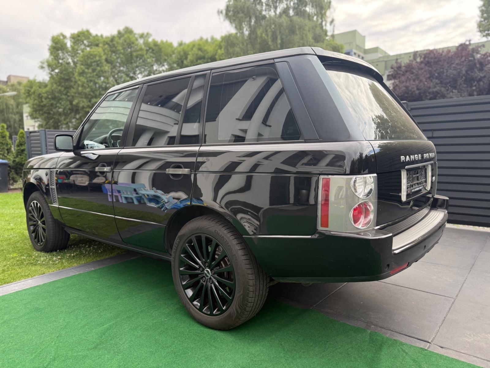 LAND ROVER RANGE ROVER VOGUE V8 272 ch 4X4 BVA - HAYON ÉLECTRIQUE - TOIT OUVRANT - VOLANT EN CUIR