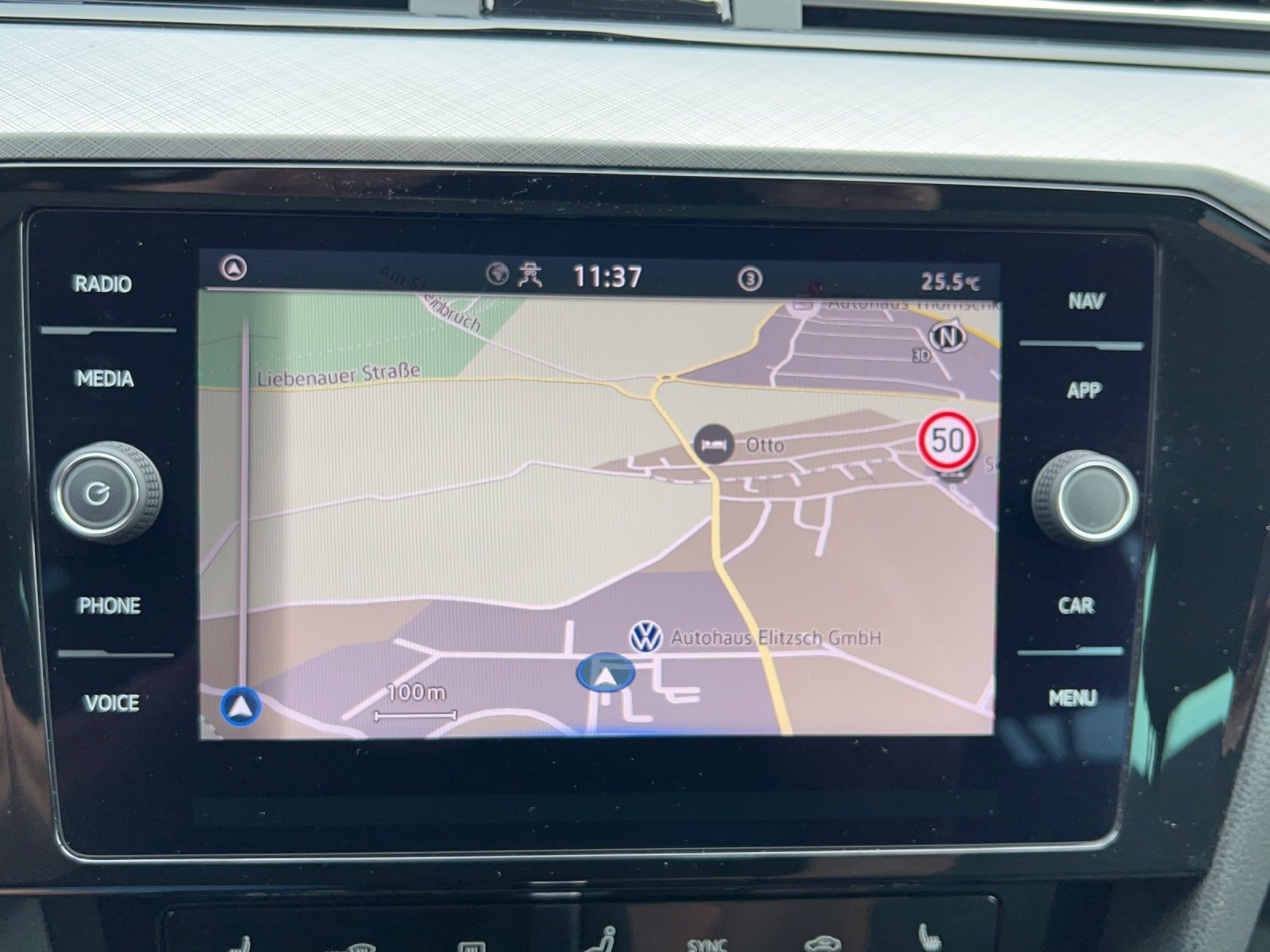 Fahrzeugabbildung Volkswagen Passat Variant TDI DSG AHK NAVI ACC LED PDC SHZ