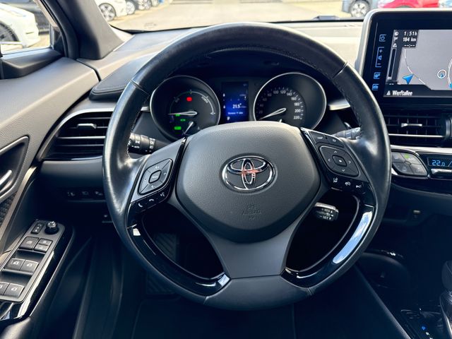 Toyota C-HR Hybrid Team D