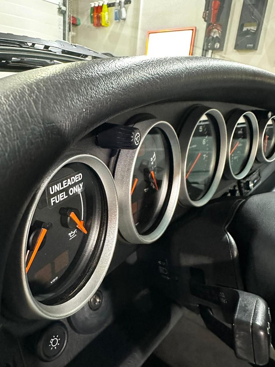 Porsche 993 Carrera Cabriolet