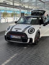 MINI John Cooper Works JCW John Cooper Works Trim... - weiße MINI John Cooper Works