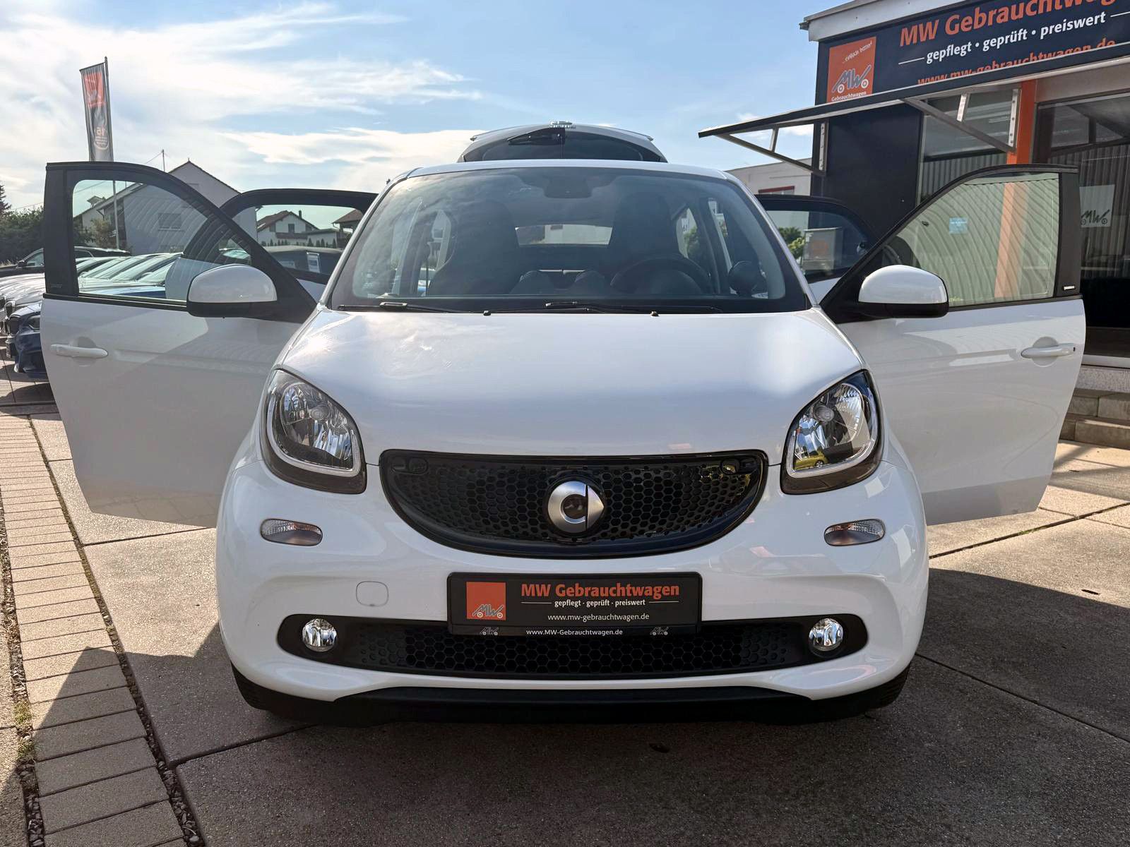 Fahrzeugabbildung Smart ForFour Automatik PDC SHZ Klimaautomatik Alu